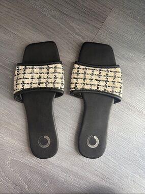 Woven Tweed Slide Sandals in Black and Cream